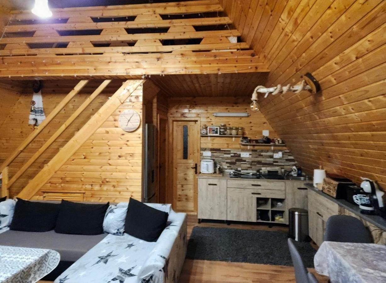 Cabana Lupul Din Apuseni Matisesti Exterior foto